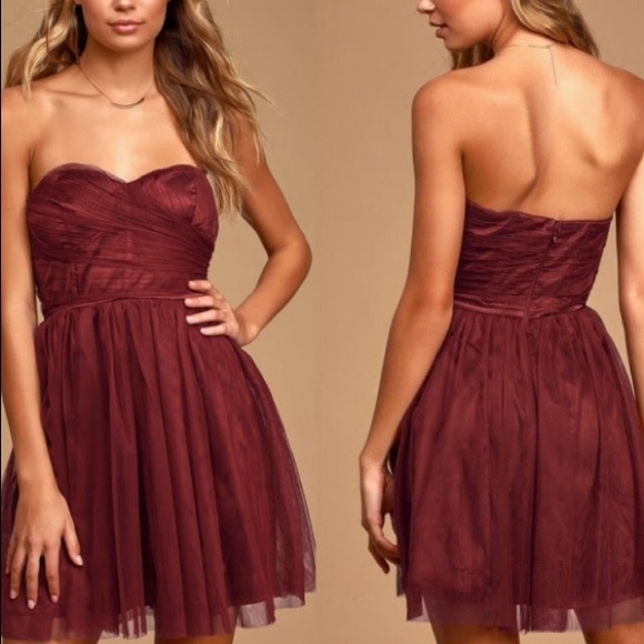 ❤️Lulus Love at First Twirl Burgundy Dress - Picture 1 of 6